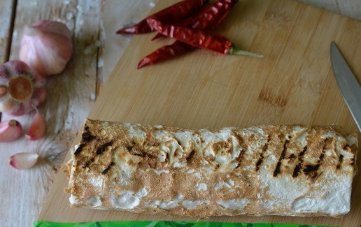 1. Этап. Завертон с индейкой и маринованными овощами: Подаём сразу закуску-