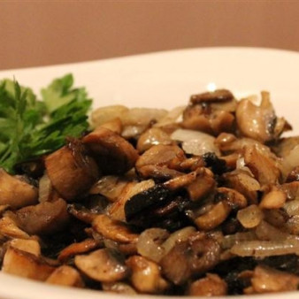 Шампиньоны жареные