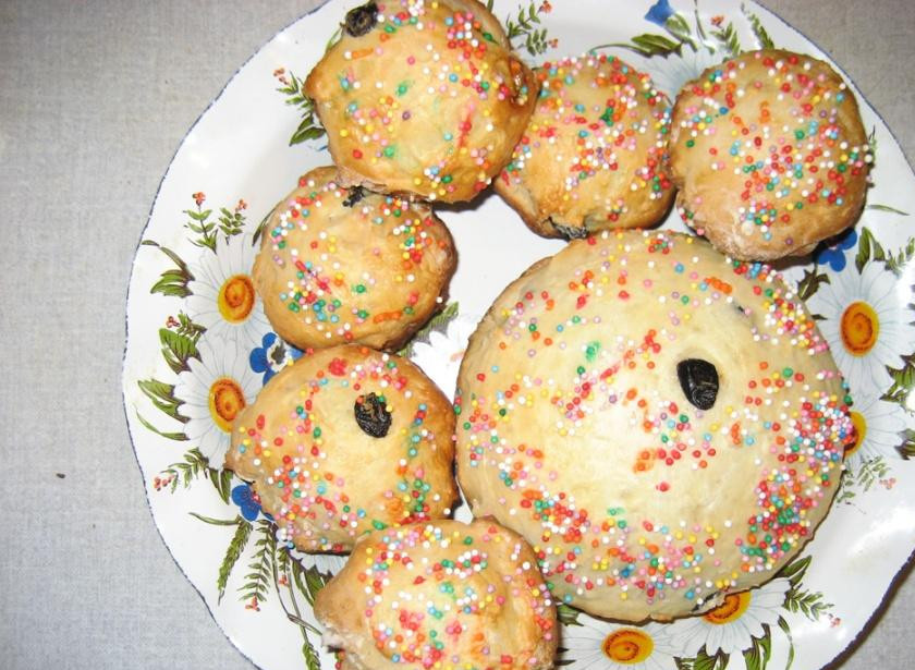 1. Этап. Кулич Пасхальный Легкий: Вот такие получились маленькие и средний