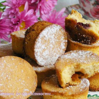 Миндальные птифуры с конфитюром