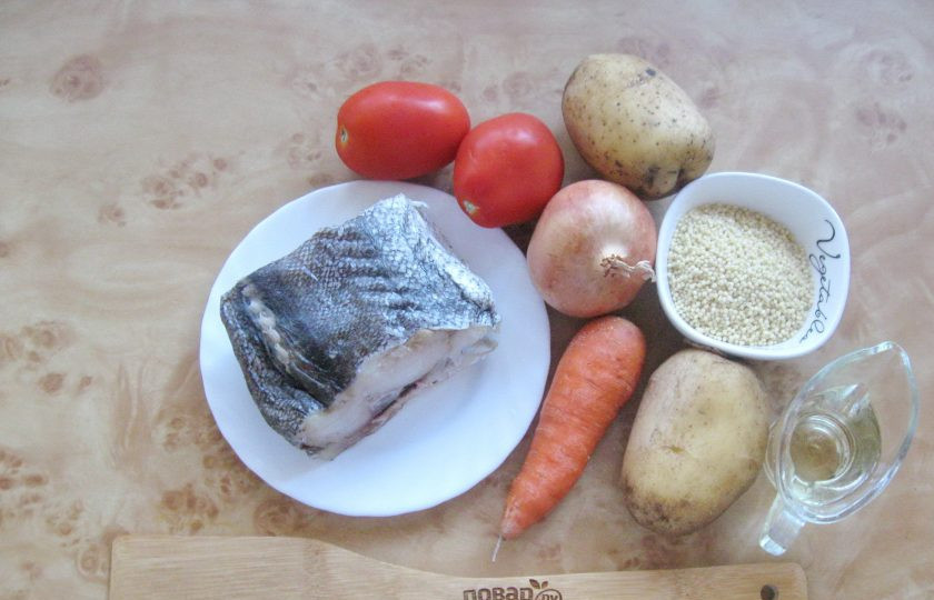 1. Этап. Томатный суп с треской: Возьмите ингредиенты для приготовления томатного супа из трески.