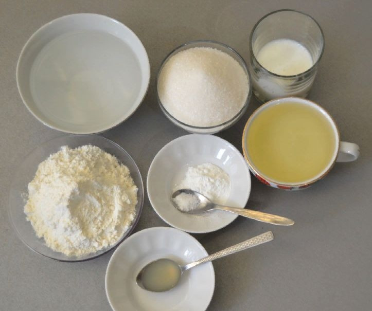 1. Этап. Хворост из жидкого теста: Подготовьте продукты в соответствии с рецептом.