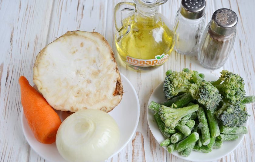 1. Этап. Тушеный сельдерей: 1. Подготовьте продукты. Кроме описанного продуктового набора можно добавить сладкий перец, грибы, цветную капусту и другие сезонные овощи. Приступим!