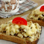 Гренки с грибами
