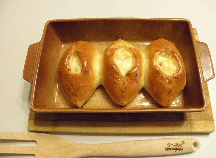 1. Этап. Расстегаи с яблоками: Расстегаи с яблоками готовы. Приятного аппетита!