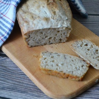 Диетический хлеб без дрожжей