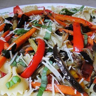 Макароны с овощами