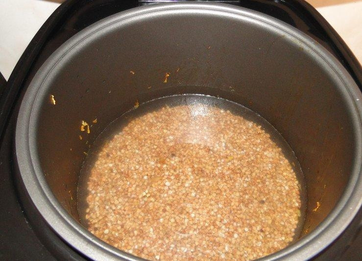 1. Этап. Гречневые оладьи: 1. Варим в мультиварке кашу на режиме 