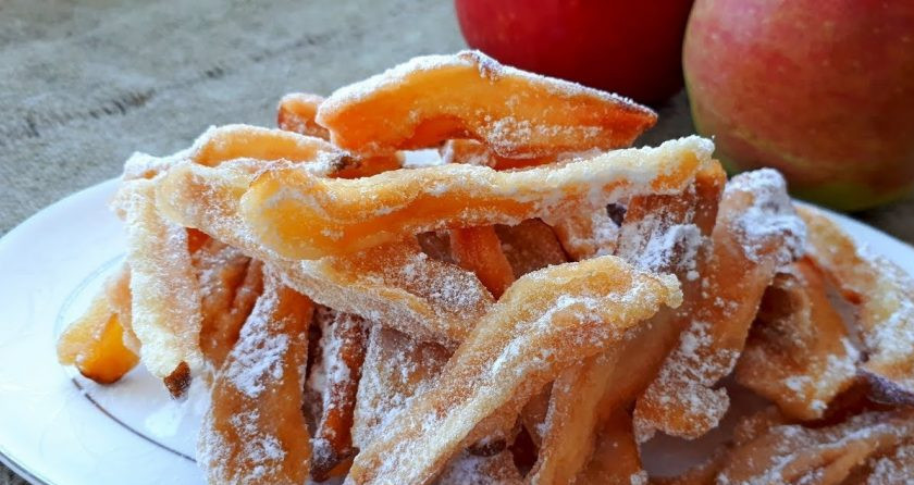 1. Этап. Вяленые груши (заготовка): 4. Разложите груши на противне и оставьте при комнатной температуре на 7 дней. Готовые вяленые груши посыпьте сахарной пудрой. Приятного аппетита!