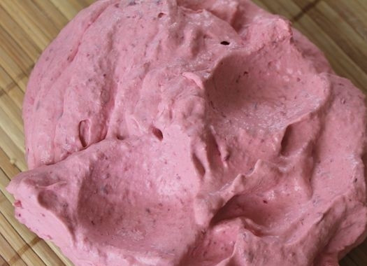 1. Этап. Десерт на ужин: Взбиваем-перемалываем до получения однородной пышной массы.