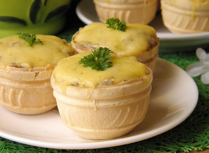 1. Этап. Жульен в тарталетках: Приятного аппетита!
