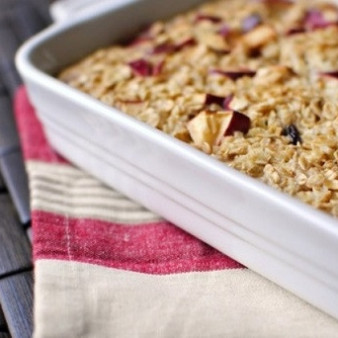 Шарлотка с овсянкой