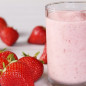 Смузи с клубникой и мороженым