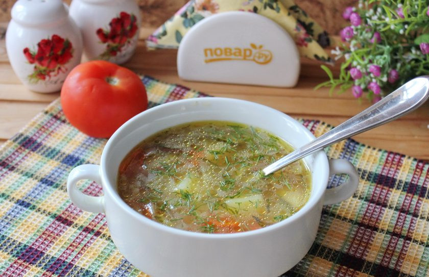 1. Этап. Рассольник с помидорами: Рассольник с помидорами готов. Подавайте на первое в обед со сметаной или без неё.