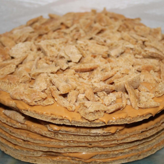 Медовик со сгущенкой