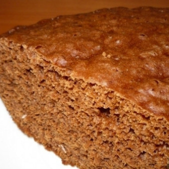 Бисквитный пирог с вареньем