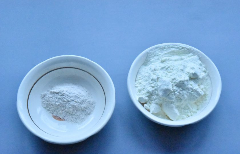 1. Этап. Сгущенное молоко по Дюкану: Соедините сухое обезжиренное молоко и ксантовую камедь.