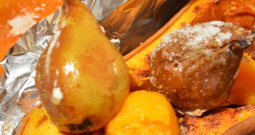 1. Этап. Простой десерт из запеченной тыквы: 5. Готовый десерт можно есть без ничего, просто ставим перед собой и набираем ложкой или нарезаем кусочками.