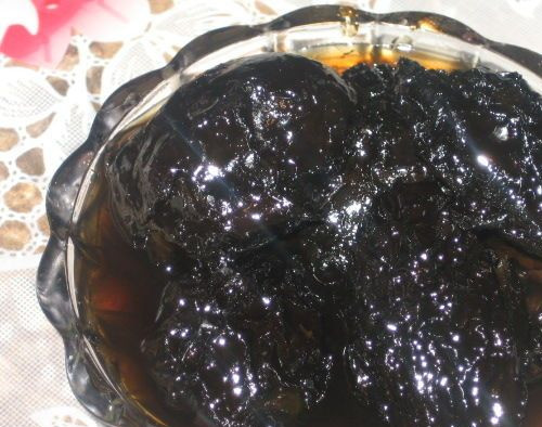 1. Этап. Варенье из зеленых грецких орехов: 8. Вот такое красивое у нас получается варенье из зеленых грецких орехов в домашних условиях. Хранится такое варенье как и все остальное.