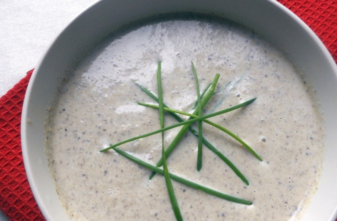 1. Этап. Грибной суп из шампиньонов с картофелем: 4. Вот и все! Готовый супчик красиво украшаем и подаем к столу!