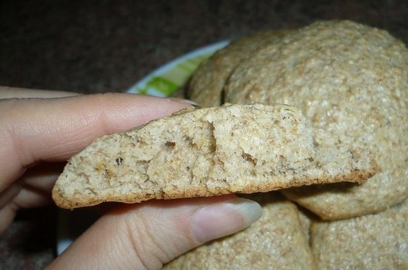 1. Этап. Выпечка из отрубей: 5. Печенье во время запекания немного увеличиться в объеме. Запекается около 15 минут при температуре 180 градусов.