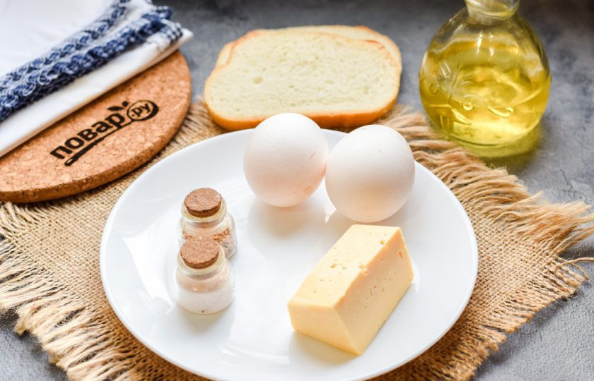 1. Этап. Рецепт завтрака из яиц: Подготовьте все ингредиенты.