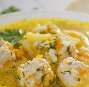 1. Этап. Куриные фрикадельки для супа: 4. Минут через 5-10 они уже будут готовы, и ваш суп можно подавать! Приятного аппетита!