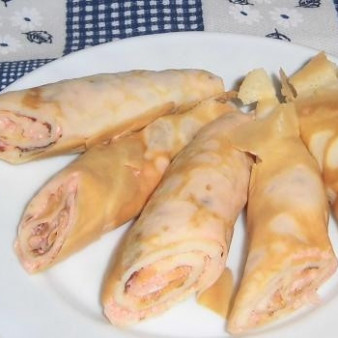 Блинчики с икрой мойвы