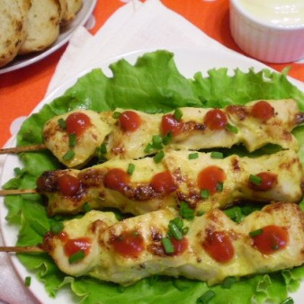 Куриные шашлычки на шпажках в духовке