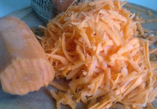 1. Этап. Салат из репы: 5. И, конечно же, морковь.