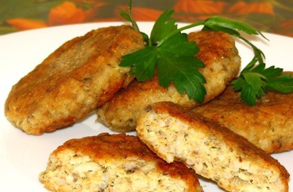 1. Этап. Котлеты из консервов с рисом: 7. Вот и все, наши котлеты готовы! Можно выкладывать на блюдо и подавать к столу. Приятного Вам аппетита!