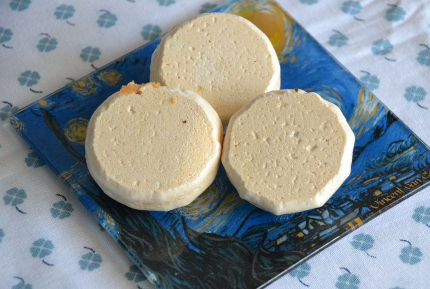 1. Этап. Безе с начинкой внутри: Безе приготовленное вторым способом.