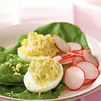 Яйца фаршированные с сыром