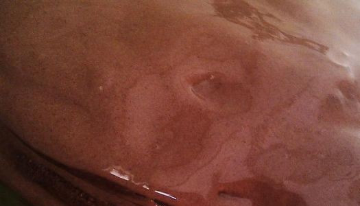 1. Этап. Торт Шоколадка: 4. Заливаем остатком крема остальные коржи и даем немного пропитаться торту. Верх можно украсить несколькими ложками сметаны или фруктами.