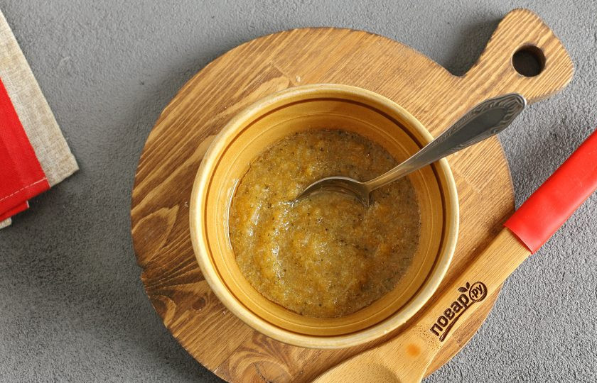 1. Этап. Овощное пюре для грудничка: Добавьте масло и необходимое количество воды. Овощное пюре для грудничка готово.