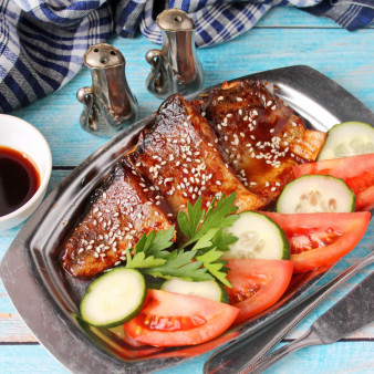 Форель в медово-соевом соусе