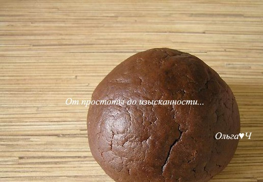 1. Этап. Шоколадные валлийские кейки: Замесите тесто руками, скатайте в шар. При необходимости добавьте 1-2 ст. л. молока, если тесто будет крошиться, мне не понадобилось.