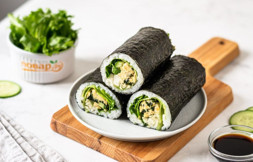 1. Этап. Роллы Эхо-маки: Перед подачей роллы можно разрезать пополам, но не более! Приятного аппетита!