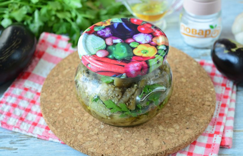 1. Этап. Баклажаны в духовке на зиму: Храните заготовку в кладовой до зимы. Выход 1 банка 0,5 л. Приятного аппетита!