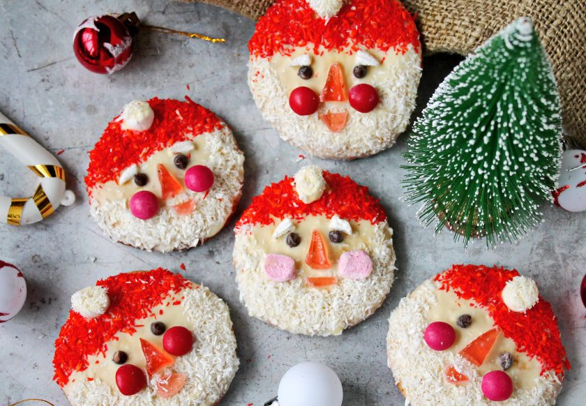 1. Этап. Бисквитное печенье Дед Мороз: Хороших праздников!