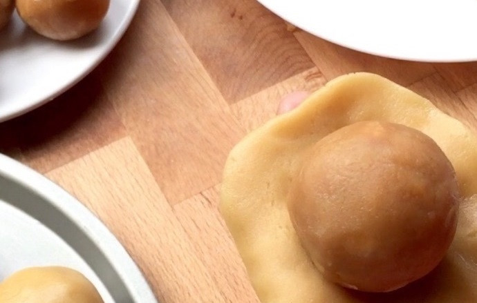 1. Этап. Лунные кексики: 6. Повторите теперь все то же самое, только с тестом.