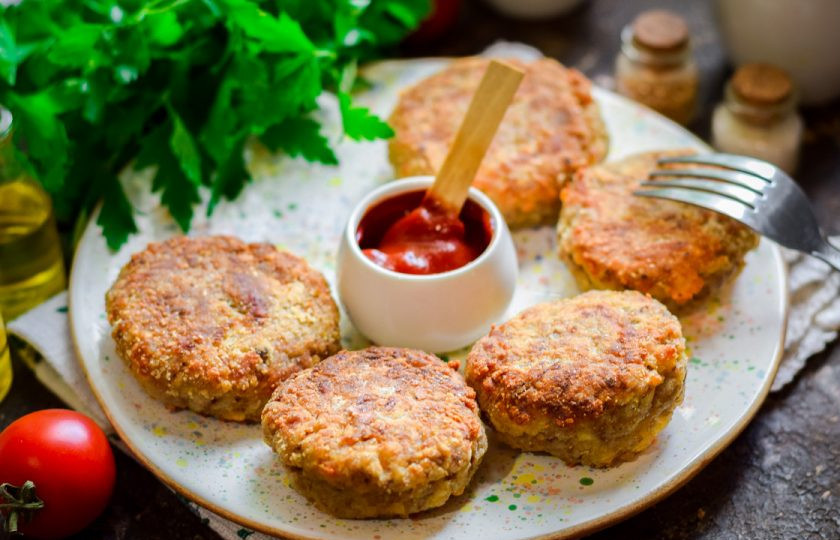 1. Этап. Гречневые котлеты с сыром: Приятного вам аппетита!