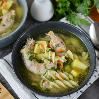 Суп из куриных шеек