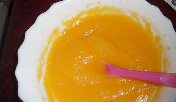 1. Этап. Пюре из яблок и тыквы: 4. В результате получается такое пюре из яблок и тыквы в домашних условиях, которое обязательно придется по душе даже самым капризным деткам.