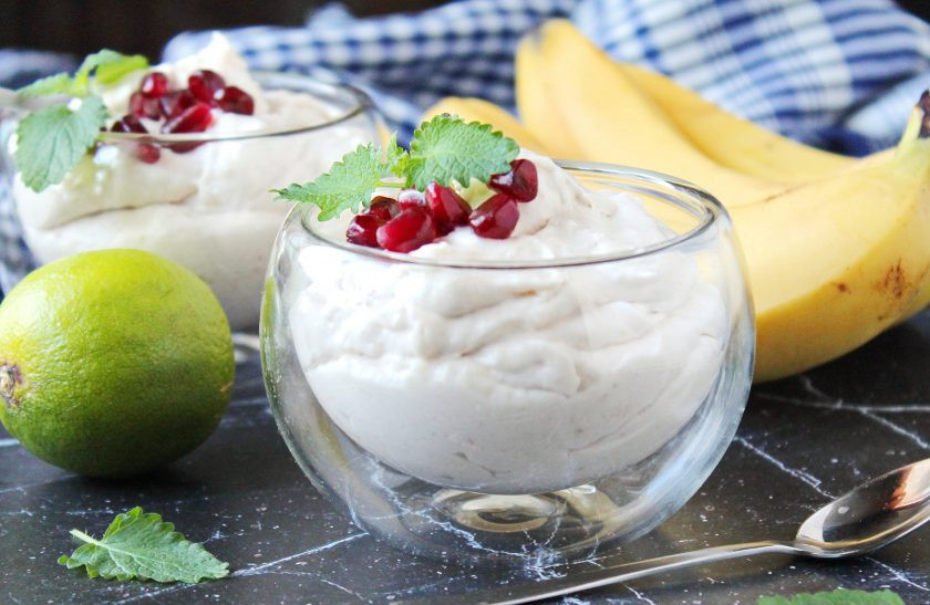 1. Этап. Банановый мусс со сливками: Приятного аппетита!