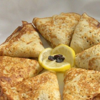 Блинчики на молоке с яблоками