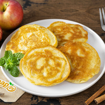 Оладьи с яблоками из кукурузной муки